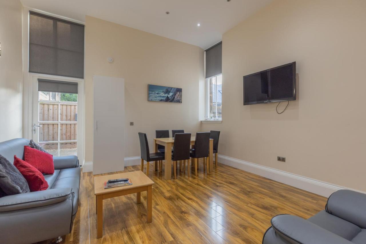 New 3-Bedroom Apartment Close To City Centre Edimburgo Exterior foto